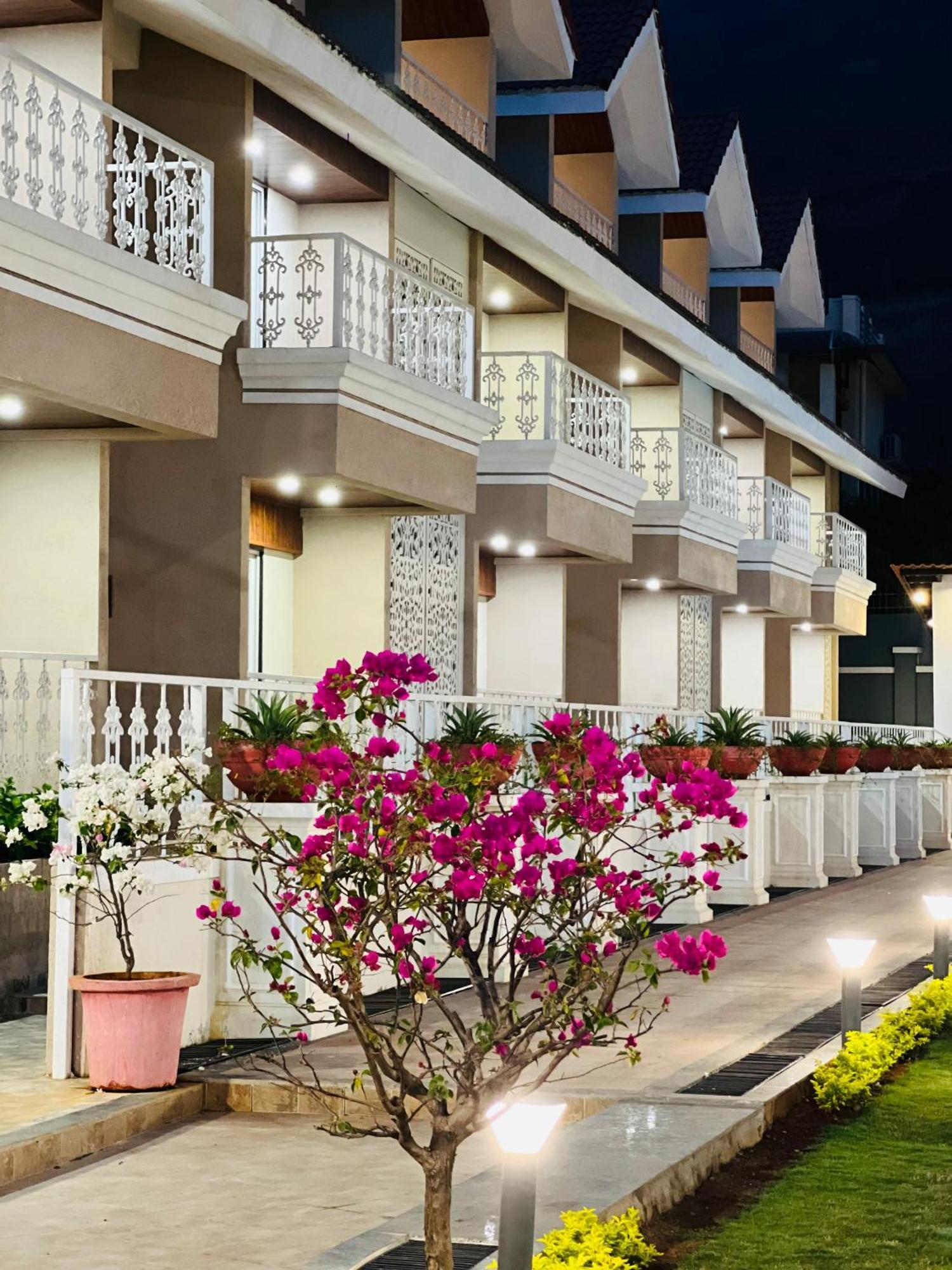 The Grand Leela Resort Khopoli Exterior photo